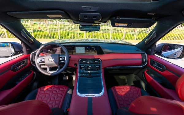  Grey Nissan Patrol Platinum V6 Photo 