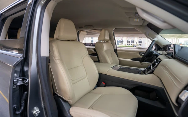  Grey Nissan Patrol Platinum V6 Photo 