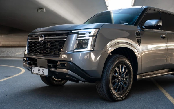  Grey Nissan Patrol Platinum V6 Photo 