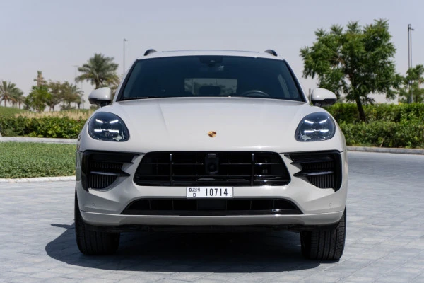  Grey Porsche Macan Photo 
