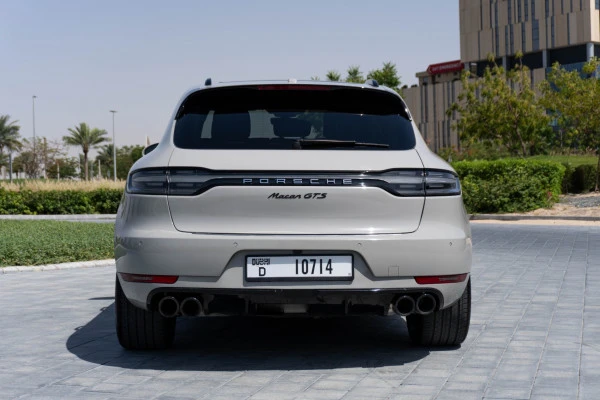  Grey Porsche Macan Photo 