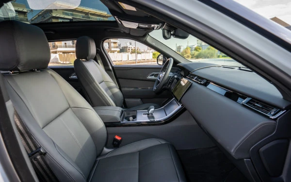  Grey Range Rover Velar Photo 