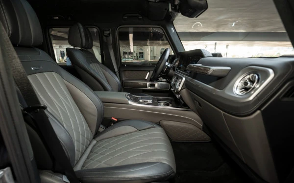  Matte Black Mercedes G63 AMG Photo 