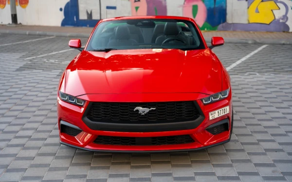  Red Ford Mustang cabrio Photo 
