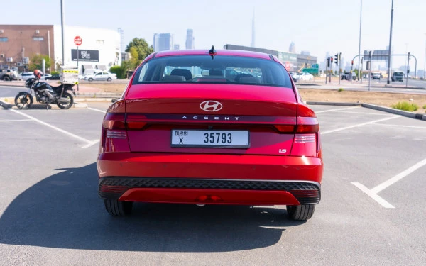  Red Hyundai Accent Photo 