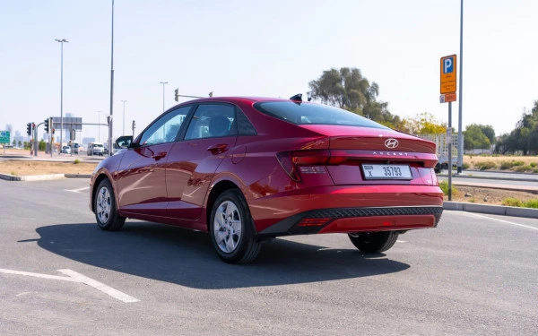  Red Hyundai Accent Photo 