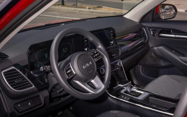  Red KIA Seltos Photo 