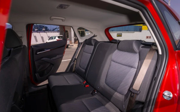  Red KIA Seltos Photo 