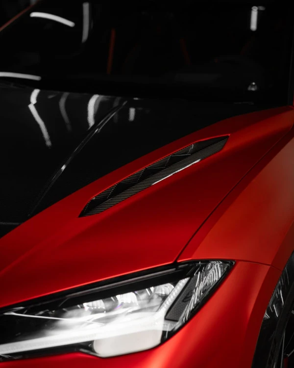  Red Lamborghini Urus PERFORMANTE Photo 