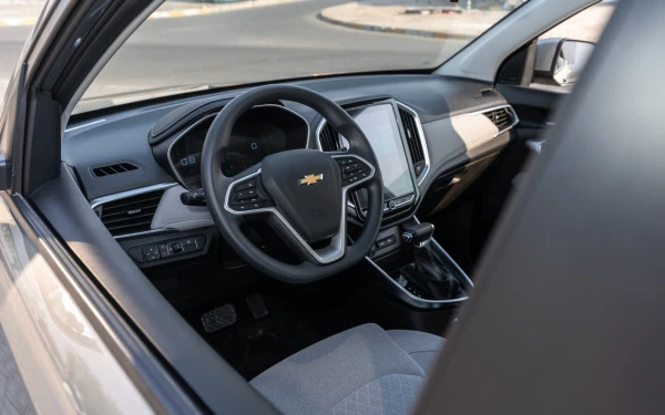  Silver Chevrolet Captiva Photo 