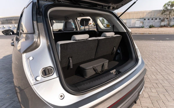  Silver Chevrolet Captiva Photo 