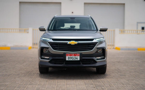  Silver Chevrolet Captiva Photo 