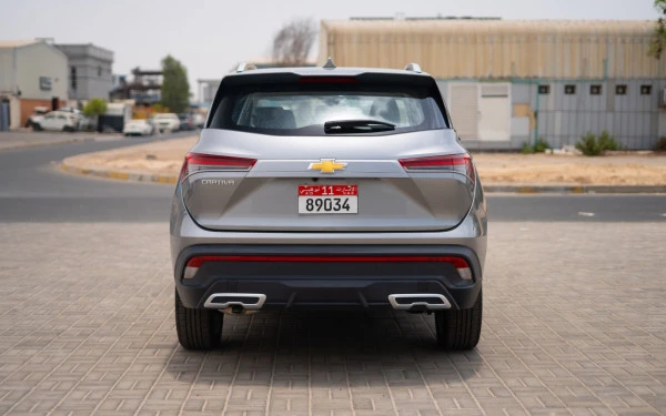  Silver Chevrolet Captiva Photo 