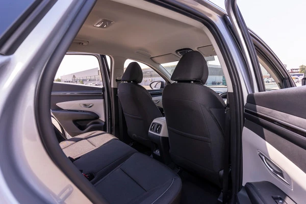  Silver Hyundai Tucson Photo 