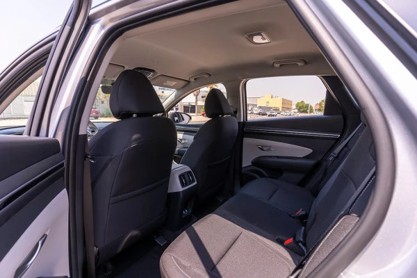  Silver Hyundai Tucson Photo 