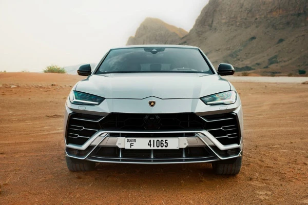  Silver Lamborghini Urus Photo 