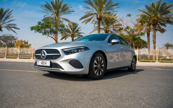  Silver Mercedes A180 Photo 