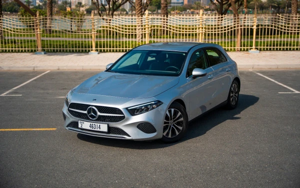  Silver Mercedes A180 Photo 
