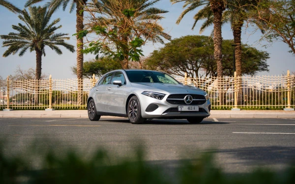  Silver Mercedes A180 Photo 