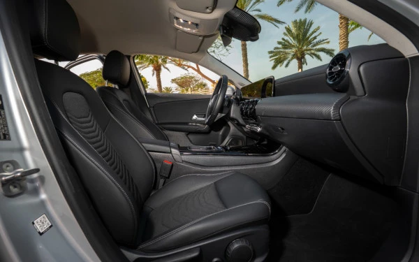  Silver Mercedes A180 Photo 