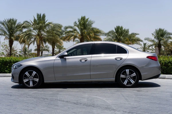  Silver Mercedes C200 Photo 