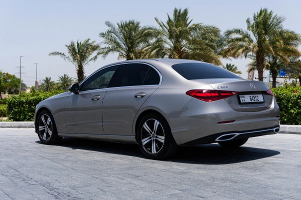  Silver Mercedes C200 Photo 