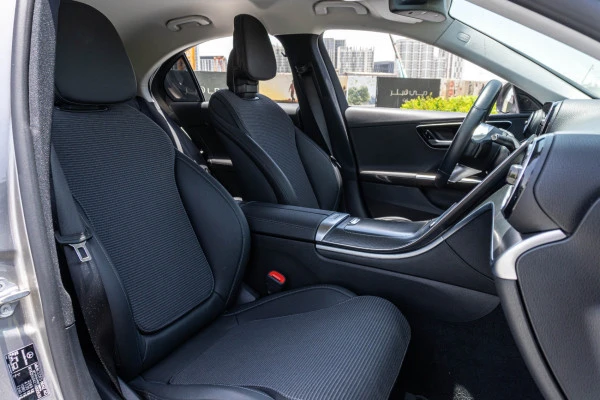  Silver Mercedes C200 Photo 