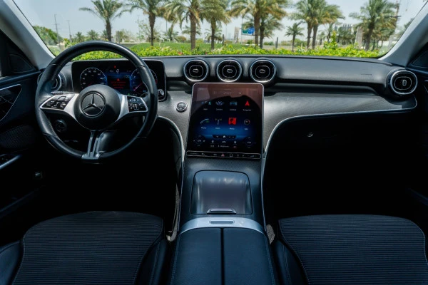  Silver Mercedes C200 Photo 