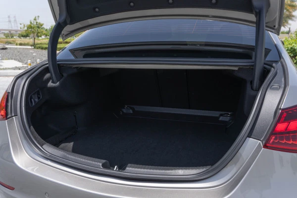  Silver Mercedes C200 Photo 