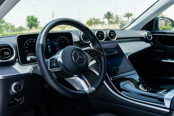  Silver Mercedes C200 Photo 