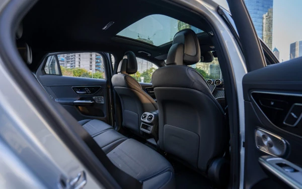  Silver Mercedes GLC 300 Photo 