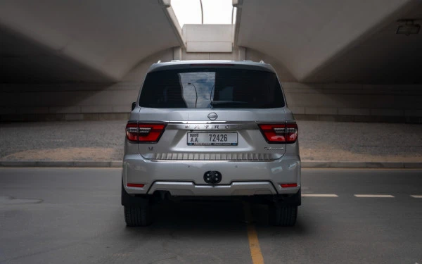  Silver Nissan Patrol Platinum V6 Photo 