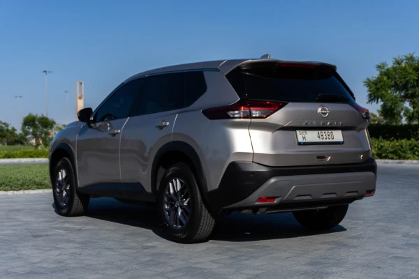  Silver Nissan Xtrail Photo 