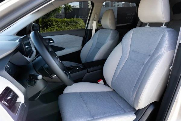  Silver Nissan Xtrail Photo 