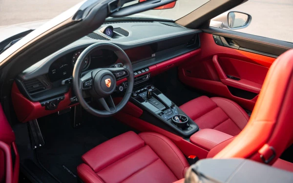  Silver Porsche 911 Carrera GTS Photo 