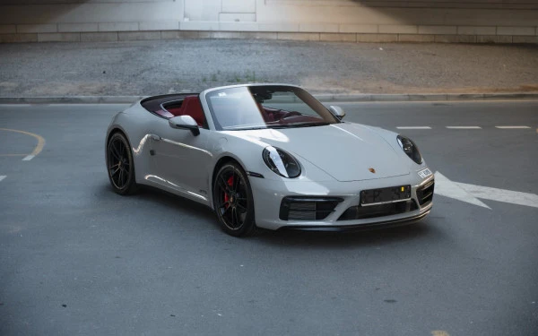  Silver Porsche 911 Carrera GTS Photo 