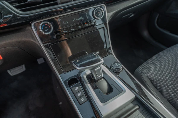  Dark Grey KIA Seltos Photo 