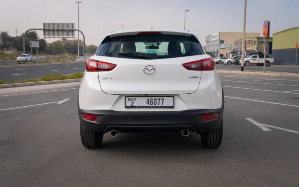  White Mazda CX3 Photo 