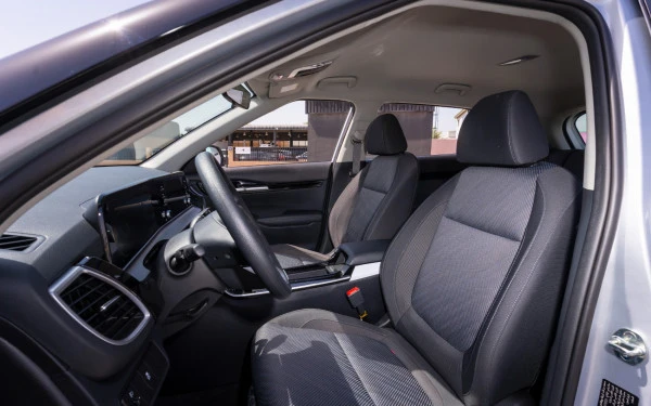  Urban Gray Pearl KIA Seltos Photo 