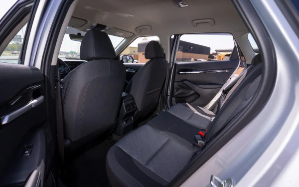  Urban Gray Pearl KIA Seltos Photo 