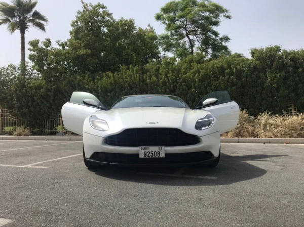  White Aston Martin DB11 Photo 