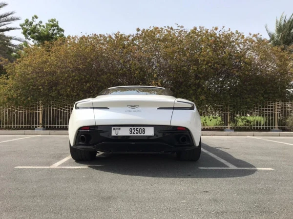  White Aston Martin DB11 Photo 