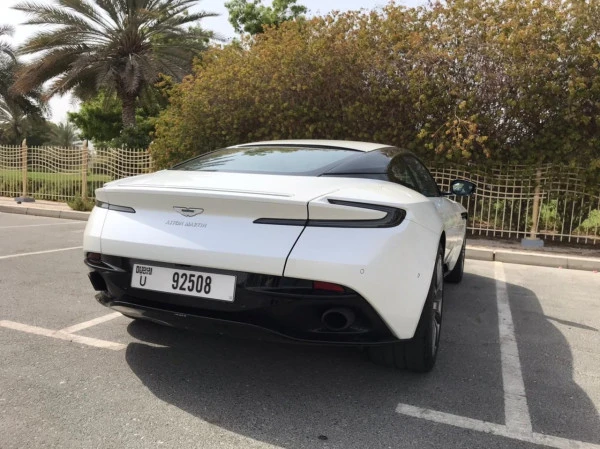  White Aston Martin DB11 Photo 