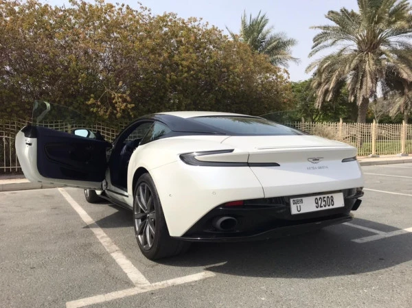  White Aston Martin DB11 Photo 