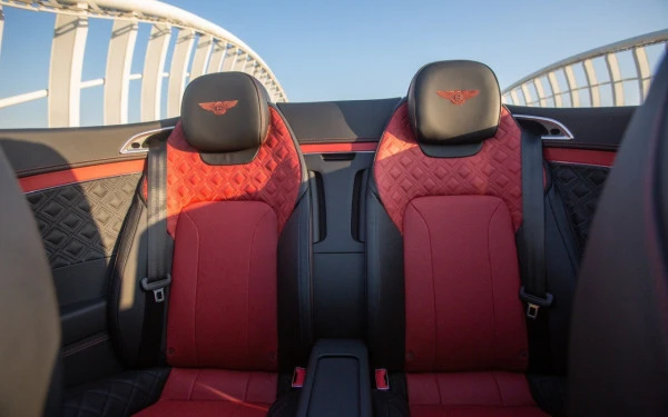  White Bentley Continental GTC V12 Photo 