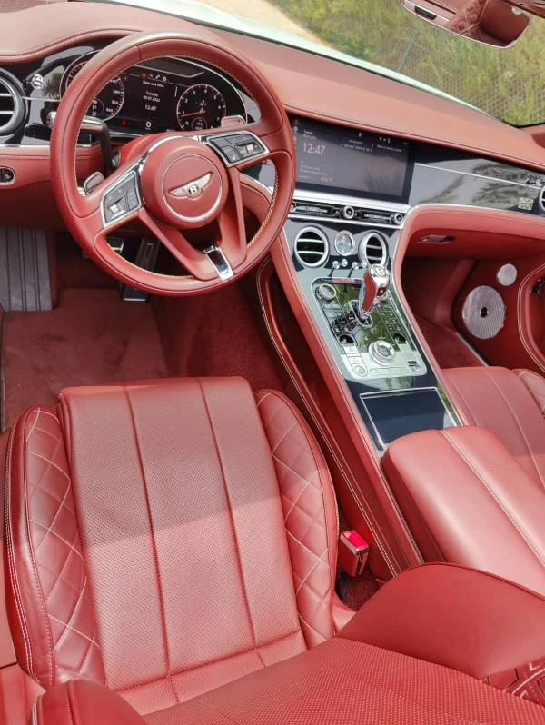  White Bentley Continental GTC Photo 