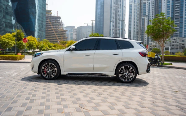  White BMW X1 Photo 