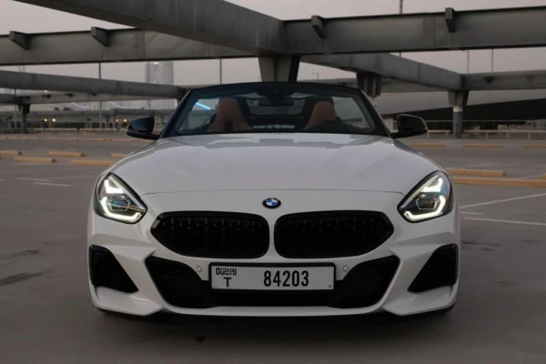  White BMW Z4 M40i Photo 