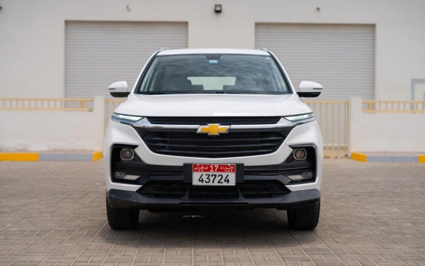  White Chevrolet Captiva Photo 