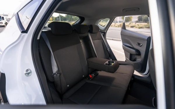  White Hyundai Kona Photo 